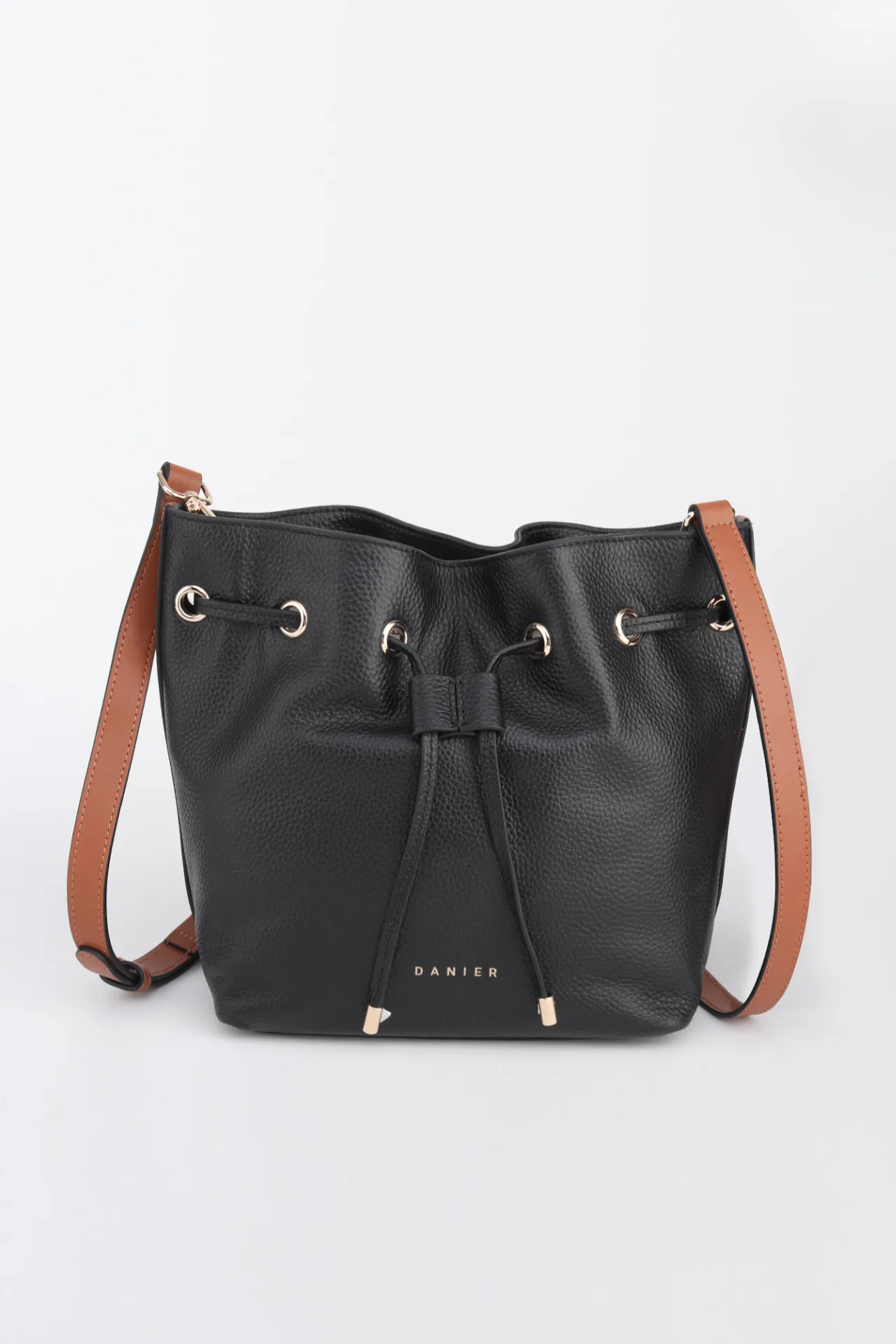 ANNYK BUCKET BAG